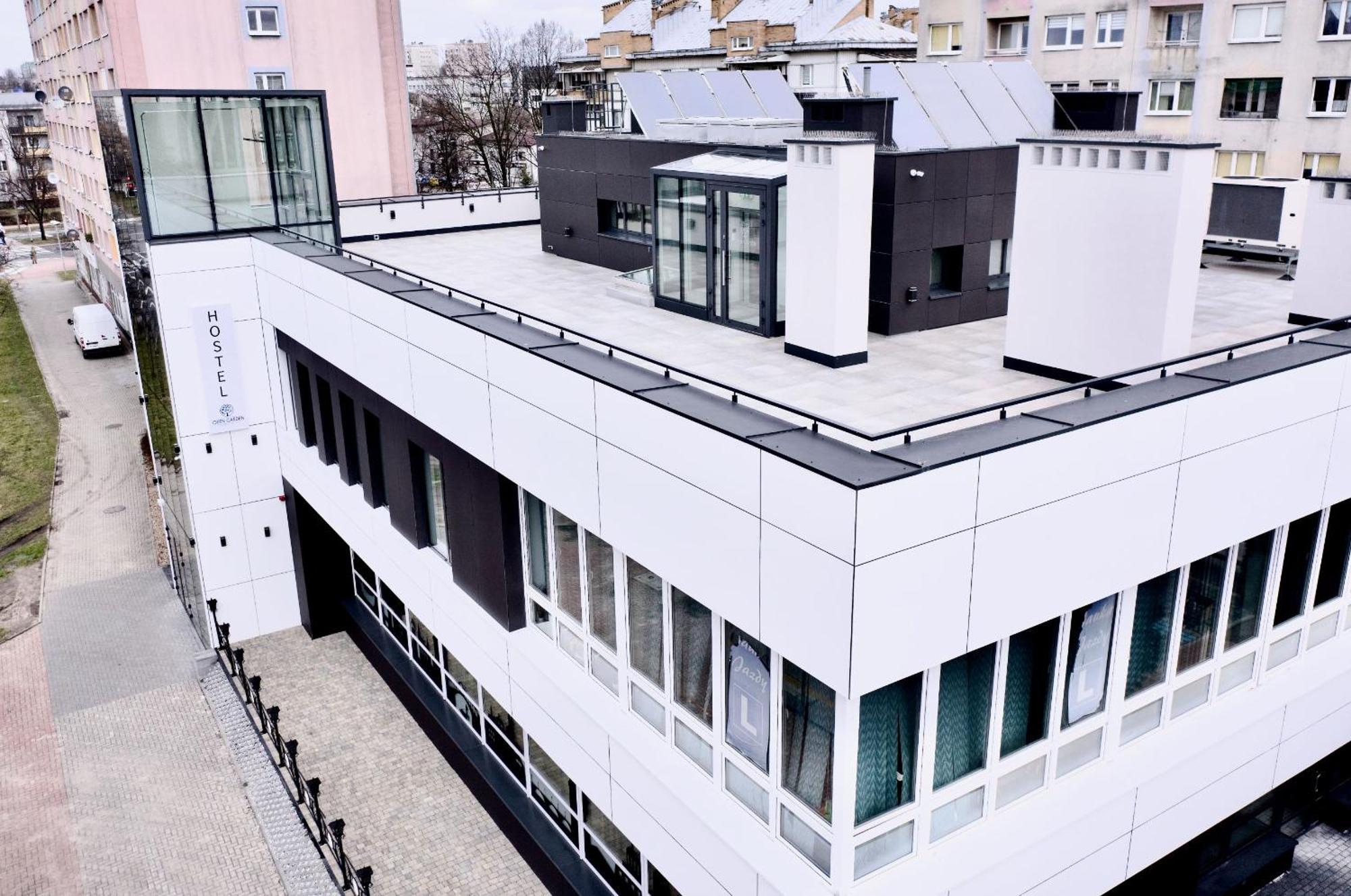 Open Garden Hostel *